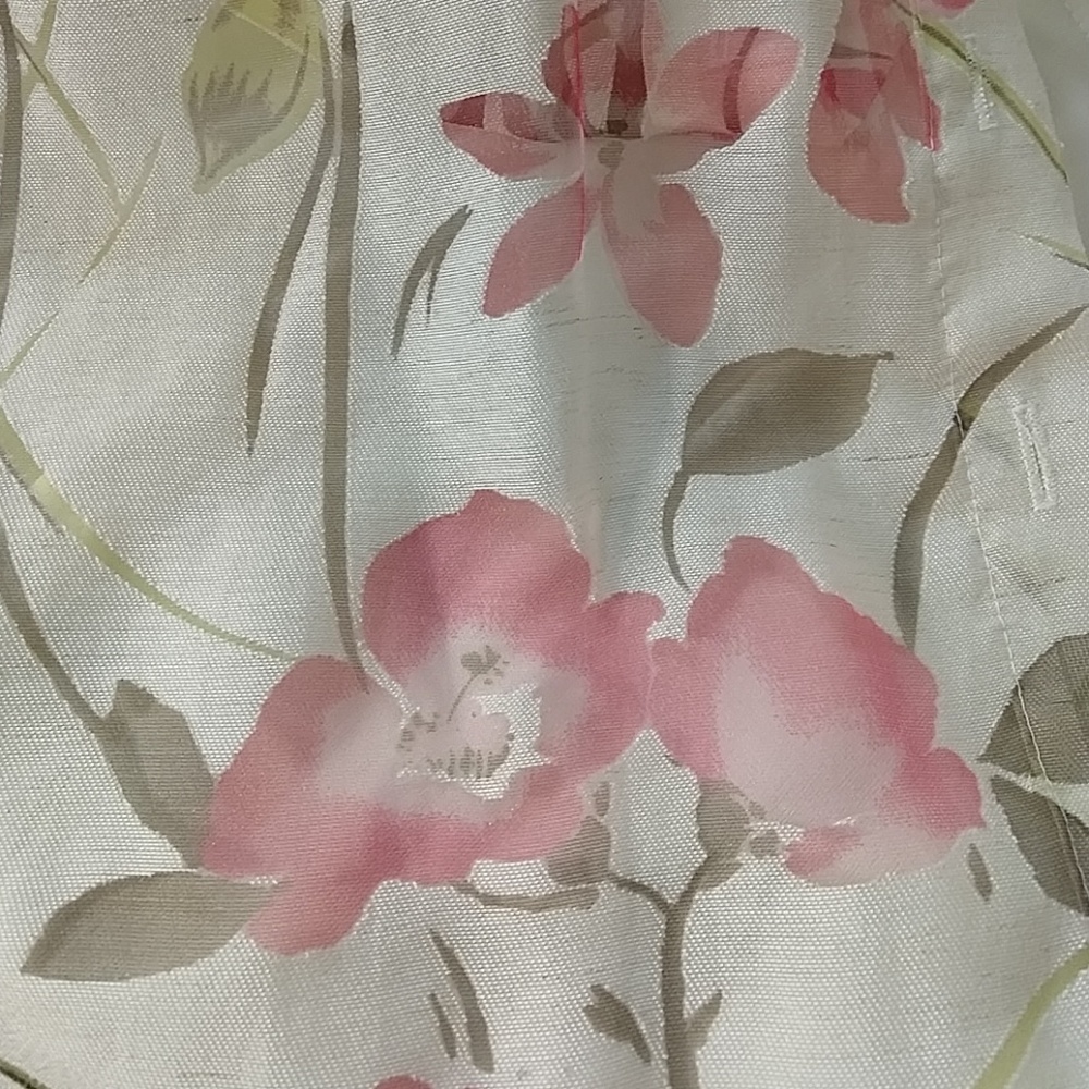 Floral Top with Shell - Picture 8 of 8